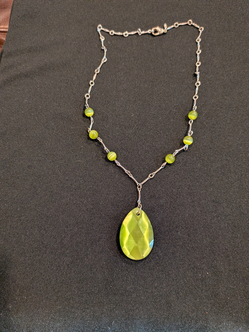 Vintage 1980s Cats Eye Drop Necklace 9" - Women's Jewelry